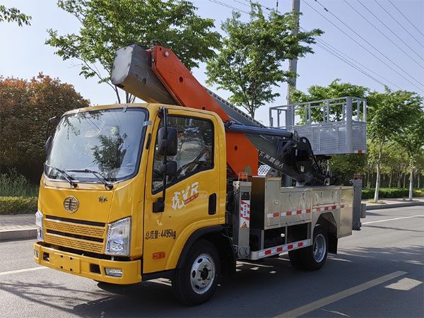 31米高空作業車車（解放氣剎）